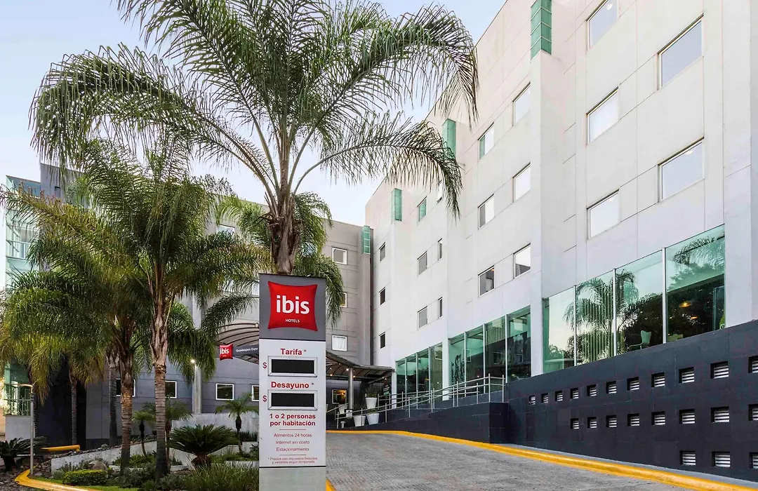 Ibis Guadalajara Expo-1