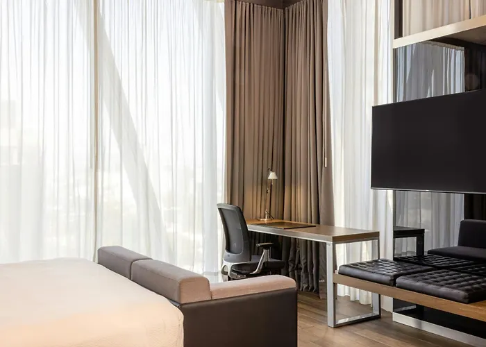 Ac Hotel By Marriott Guadalajara Mexico